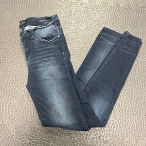 Distressed Dark Wash Skinny denim from JustBlue Size 5/27